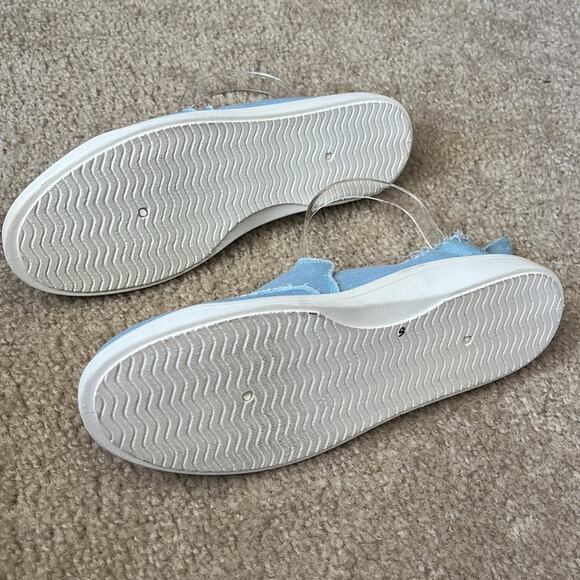 Tommy Bahama Women's kalanna Denim Slip-On Shoes - Picture 7 of 12